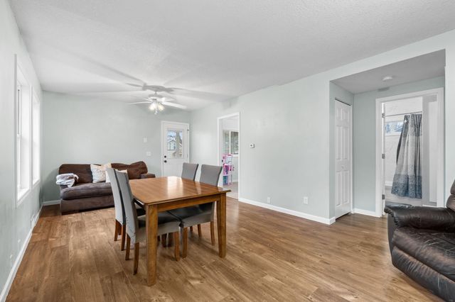 38982 2nd Avenue, North Branch, MN 55056