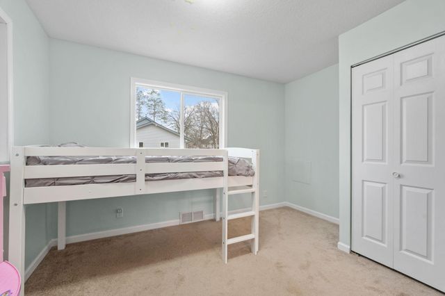 38982 2nd Avenue, North Branch, MN 55056