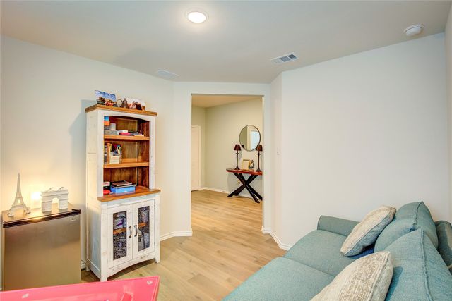 2320 Peregrine Way, Crandall, TX 75114