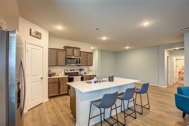 2320 Peregrine Way, Crandall, TX 75114