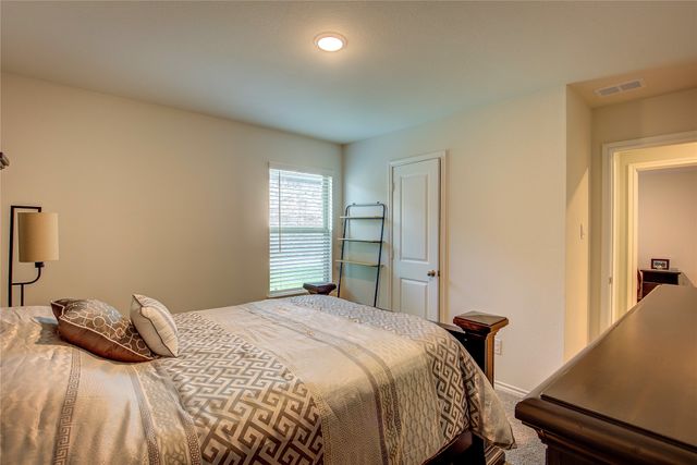 2320 Peregrine Way, Crandall, TX 75114