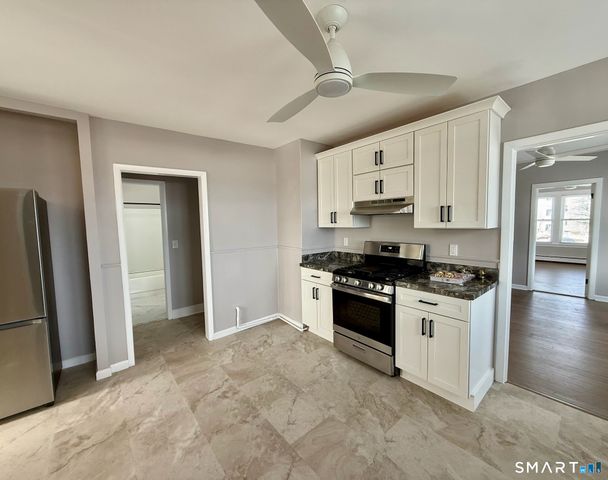 24 Cross Street 3rd Floor, New Britain, CT 06053