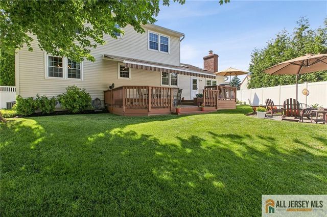 4 Van Loan Avenue, Sayreville, NJ 08872