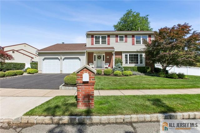 4 Van Loan Avenue, Sayreville, NJ 08872