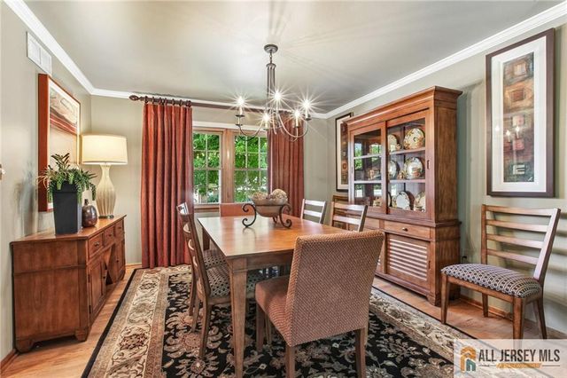 4 Van Loan Avenue, Sayreville, NJ 08872