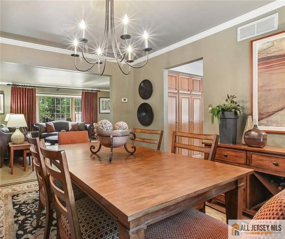 4 Van Loan Avenue, Sayreville, NJ 08872