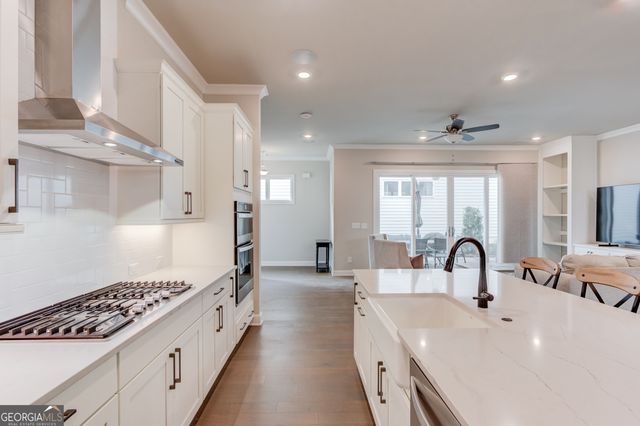 704 Hickory Hollow Walk, Canton, GA 30115