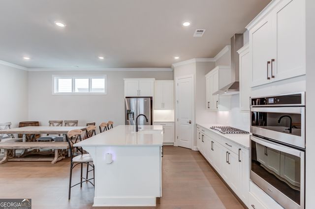 704 Hickory Hollow Walk, Canton, GA 30115