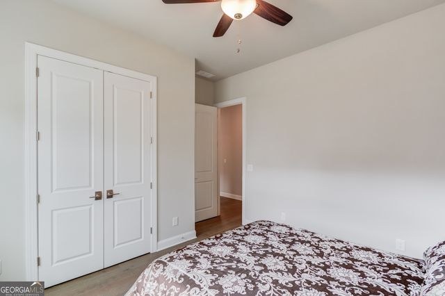 704 Hickory Hollow Walk, Canton, GA 30115