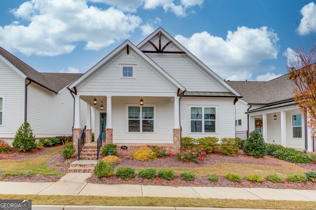 704 Hickory Hollow Walk, Canton, GA 30115