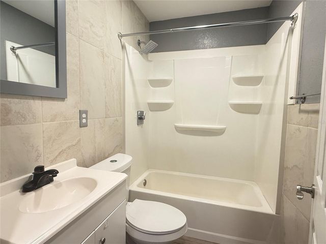 644 INDIANA STREET, Orlando, FL 32805