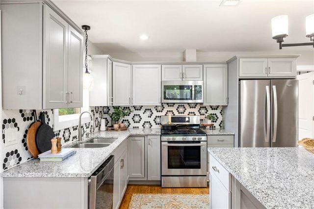 3162 Bluebird Lane, Decatur, GA 30032