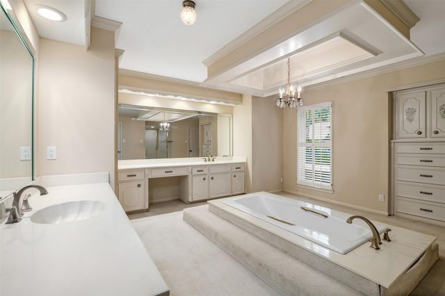 15211 Rainhollow Drive, Houston, TX 77070