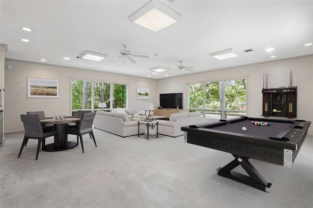 15211 Rainhollow Drive, Houston, TX 77070
