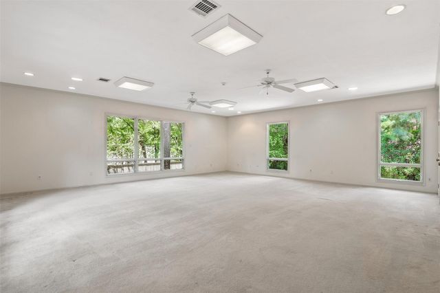 15211 Rainhollow Drive, Houston, TX 77070