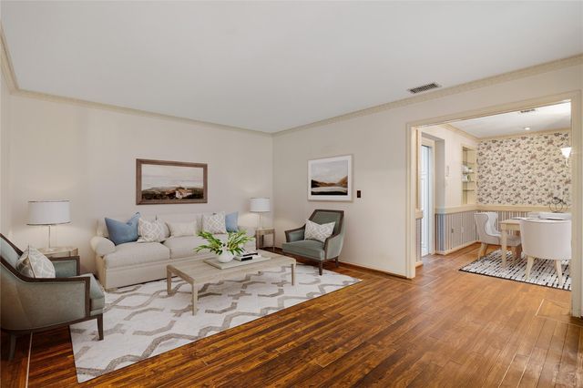 15211 Rainhollow Drive, Houston, TX 77070