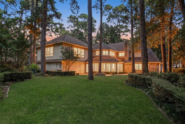 15211 Rainhollow Drive, Houston, TX 77070