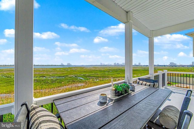 21 HART LN, Ventnor City, NJ 08406