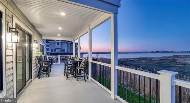 21 HART LN, Ventnor City, NJ 08406