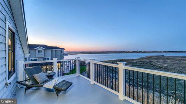 21 HART LN, Ventnor City, NJ 08406