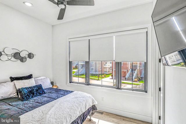 21 HART LN, Ventnor City, NJ 08406