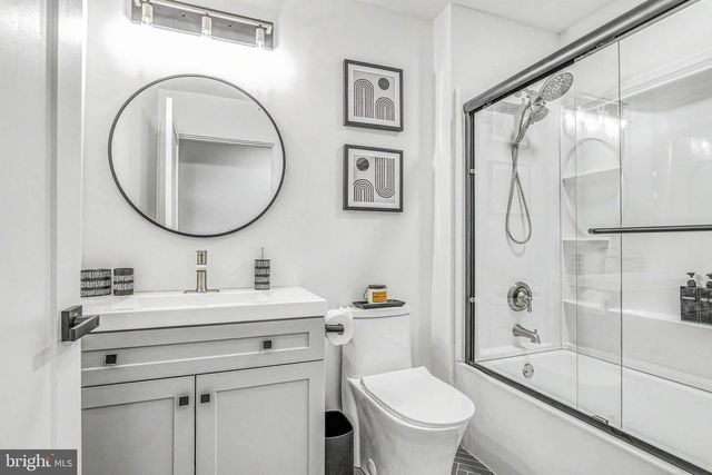 21 HART LN, Ventnor City, NJ 08406