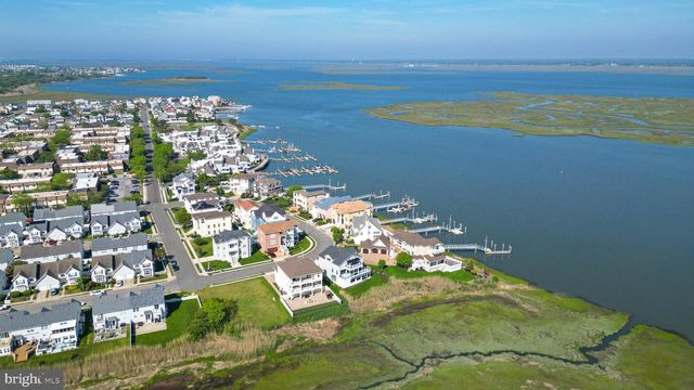 21 HART LN, Ventnor City, NJ 08406