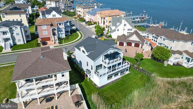 21 HART LN, Ventnor City, NJ 08406