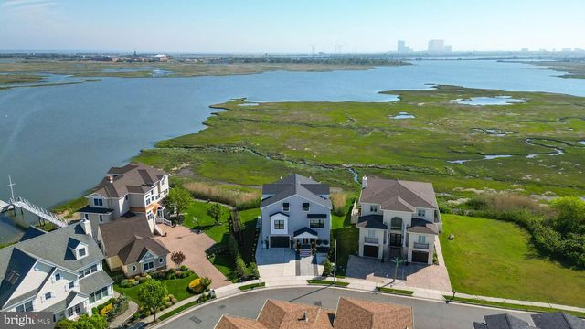 21 HART LN, Ventnor City, NJ 08406