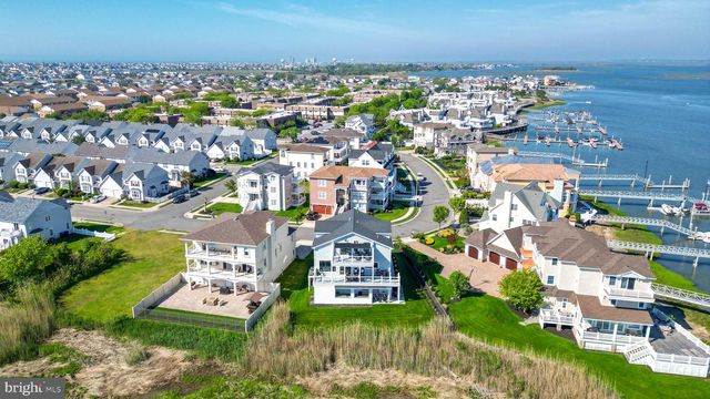 21 HART LN, Ventnor City, NJ 08406