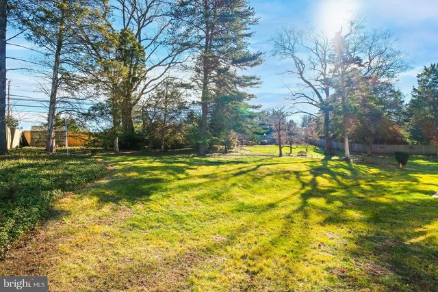 11109 LUXMANOR RD, North Bethesda, MD 20852