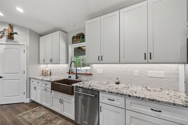 25214 BLACK BEAR LANE, Eustis, FL 32736