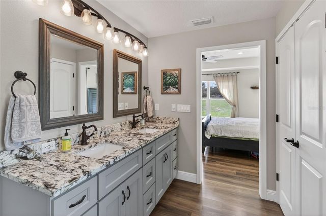 25214 BLACK BEAR LANE, Eustis, FL 32736