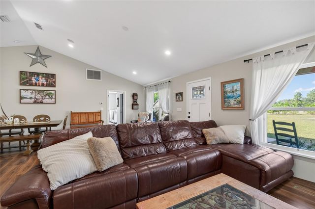 25214 BLACK BEAR LANE, Eustis, FL 32736