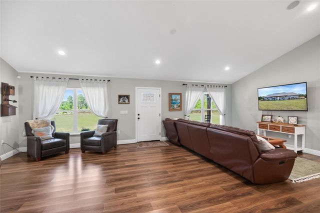 25214 BLACK BEAR LANE, Eustis, FL 32736