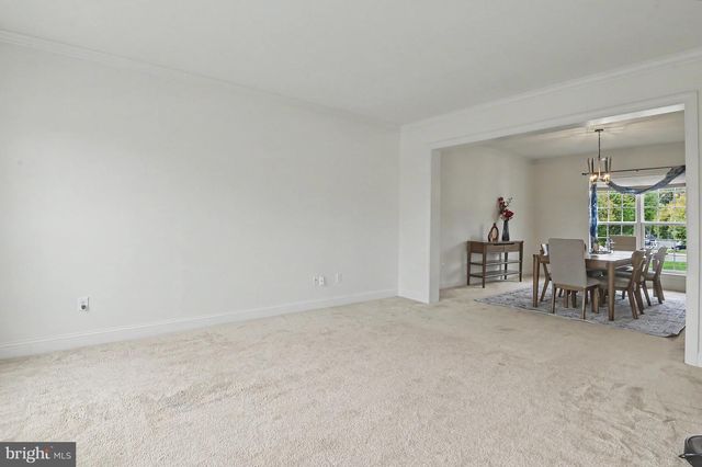 301 E FURROW LN, Newark, DE 19702