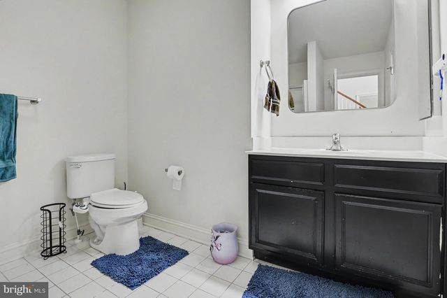 301 E FURROW LN, Newark, DE 19702