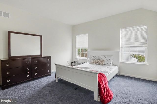 301 E FURROW LN, Newark, DE 19702