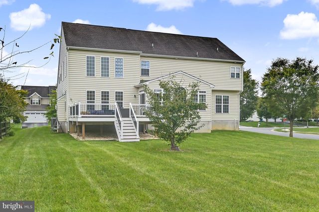 301 E FURROW LN, Newark, DE 19702