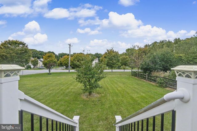 301 E FURROW LN, Newark, DE 19702