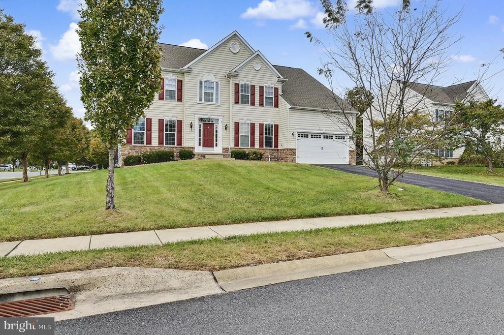 301 E FURROW LN, Newark, DE 19702