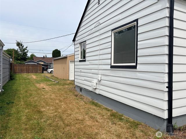 511 20th, Longview, WA 98632