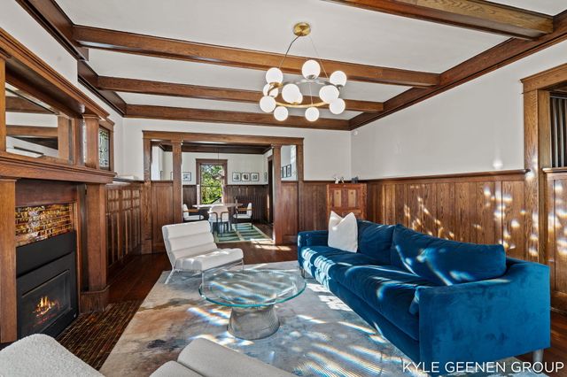 62 W 11th Street, Holland City, MI 49423