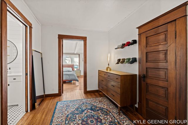 62 W 11th Street, Holland City, MI 49423