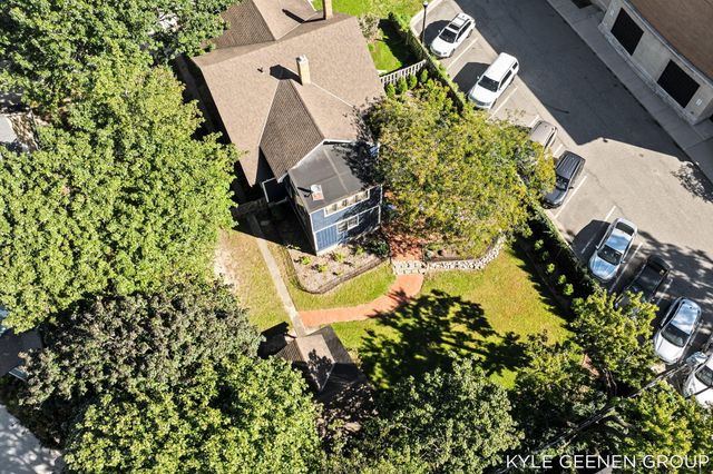 62 W 11th Street, Holland City, MI 49423