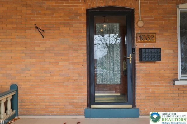 1032 Main Street, Bethlehem City, PA 18018