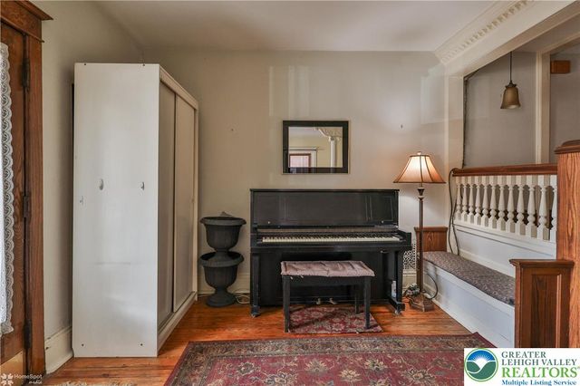 1032 Main Street, Bethlehem City, PA 18018