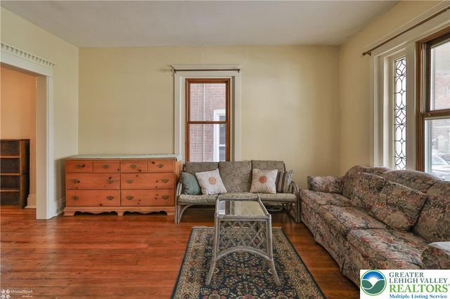 1032 Main Street, Bethlehem City, PA 18018