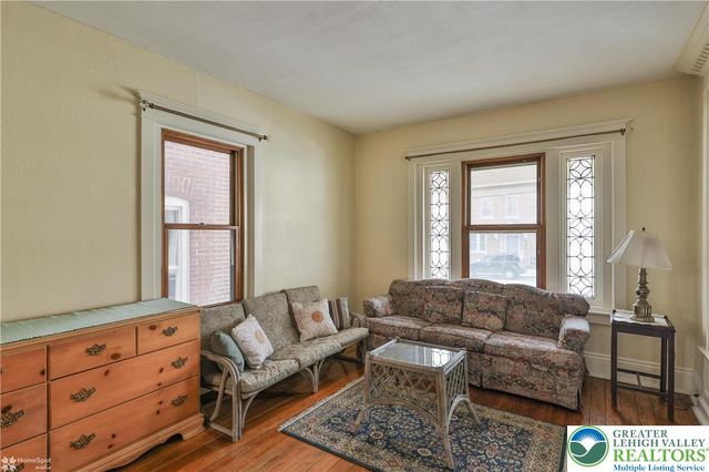 1032 Main Street, Bethlehem City, PA 18018