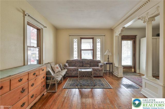 1032 Main Street, Bethlehem City, PA 18018